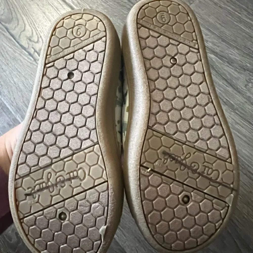 Cat&Jack Toddler Kaleb Slip-On Sneakers size 9